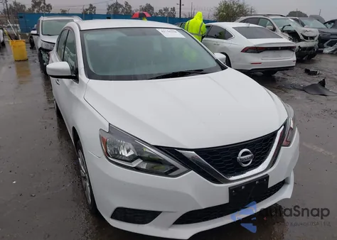 2016 Nissan Sentra Fe+ S/S/Sl/Sr/Sv z USA, uszkodzony, nr VIN 3N1AB7AP2GL667428